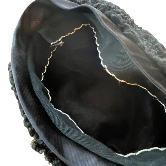 Vintage Persian Lamb Hat Women Size 6 5/8 Black Fitted Pill Box Squishee Winter - Picture 6 of 8